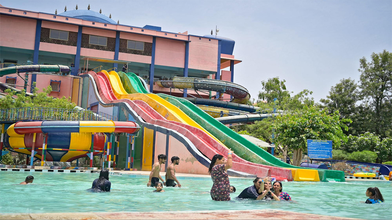 The Ultimate Summer Guide to Pink Pearl Waterpark.